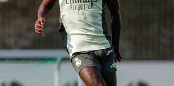 未来不明！皇马已暂停维尼修斯的续约谈判