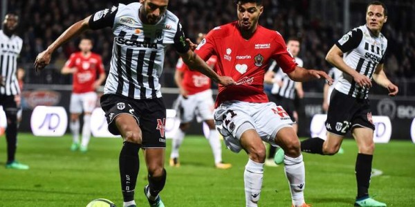 德甲欧战资格卡位战！勒沃库森主场迎战弗赖堡，药厂能否领跑中游？