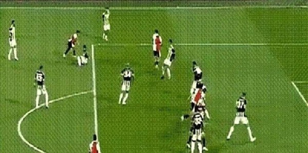 12补时输球！穆里尼奥球队欧冠首战折戟，重铸辉煌机会几何？